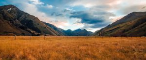 a mountain range in New Zealand