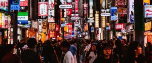 busy street tokyo
